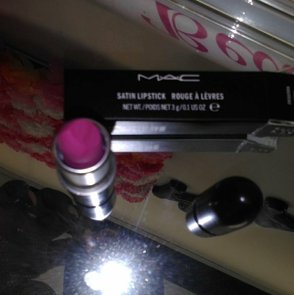 Mac lipstick